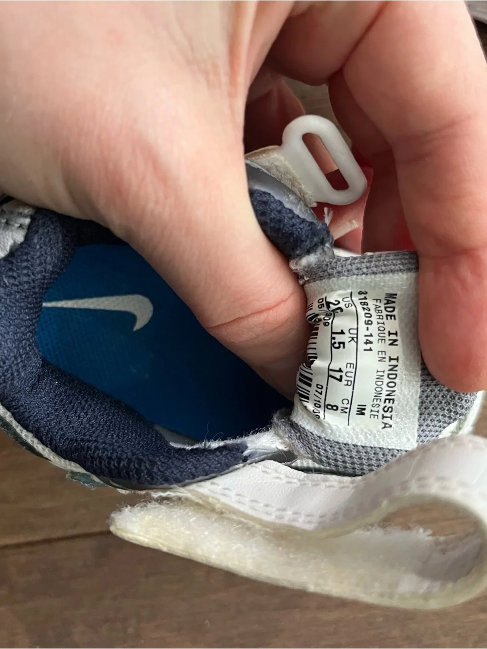 ✨2/$30✨ Nike Baby Sneakers - Picture 5 of 7